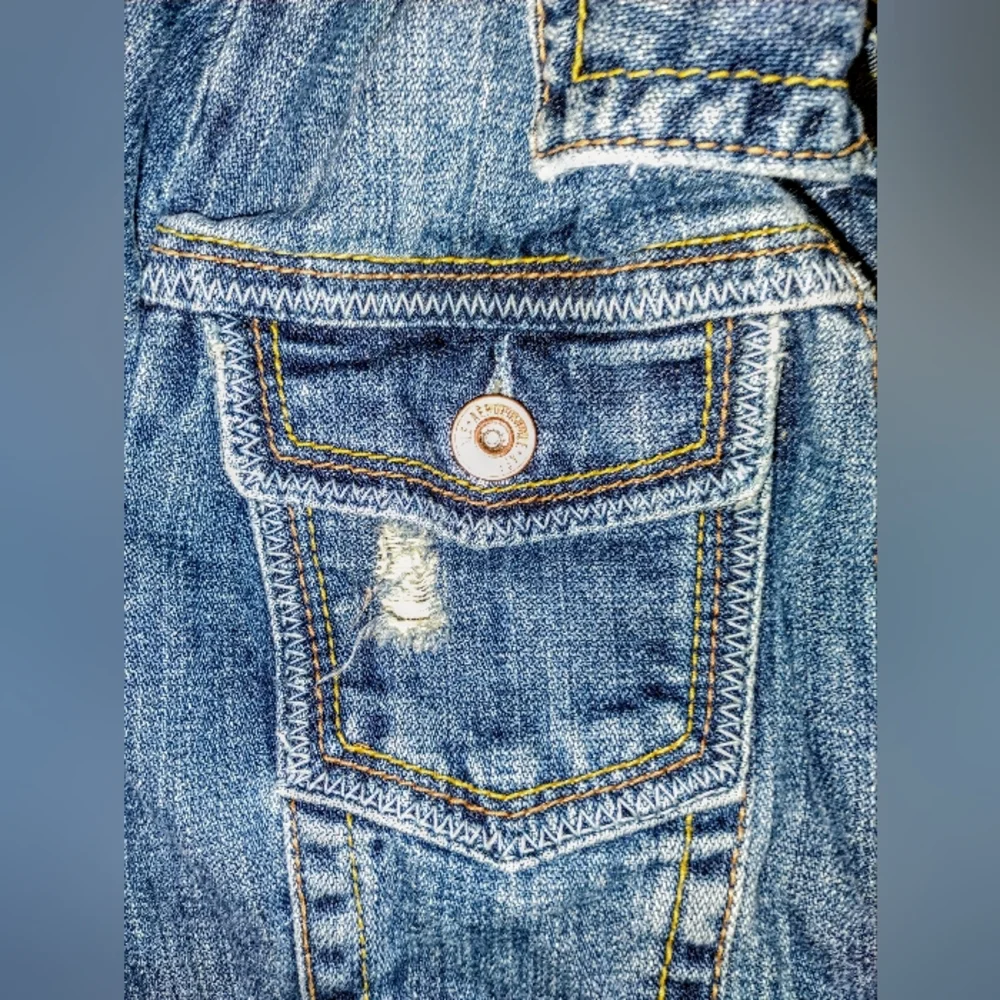 5/$50 EUC Women/Girls Authentic Aeropostale Distressed Jean Jacket Sz. S - Picture 5 of 8